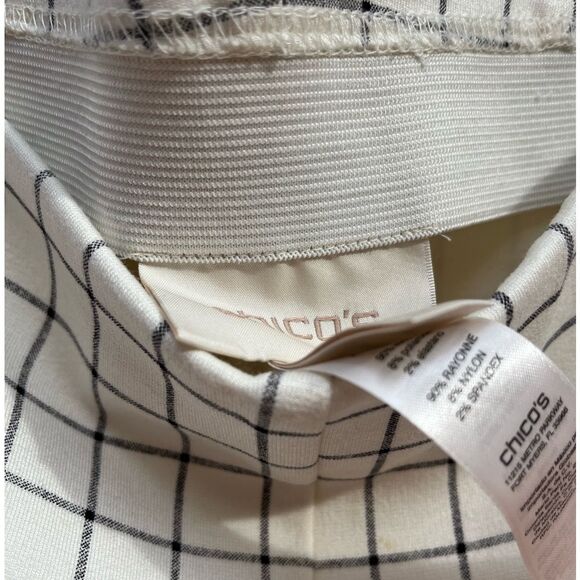 Chico’s off white/black ankle length/squares pants, stretch, elastic waist, 00 - Picture 6 of 7